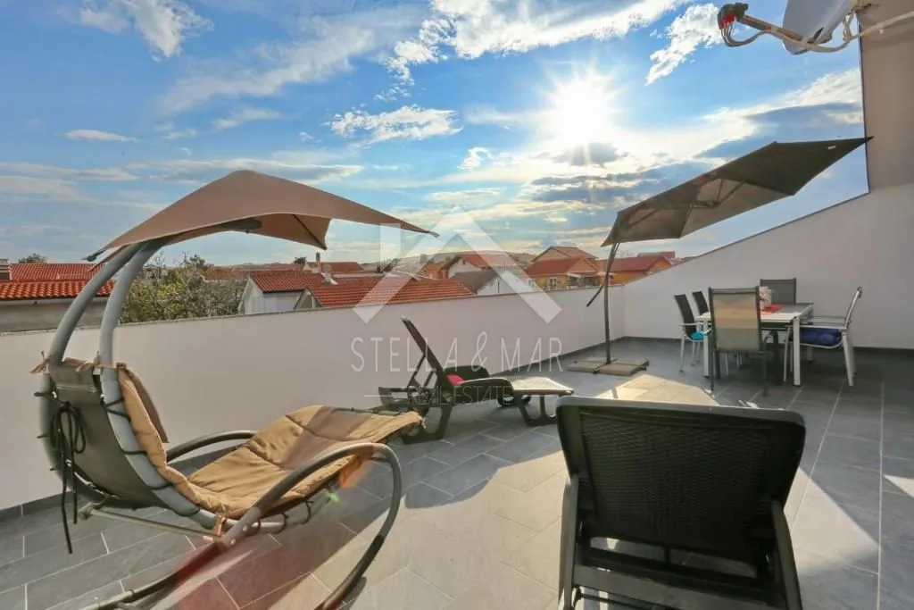 apartmanska kuća, novouređena, pogled na more - vir - slika 33