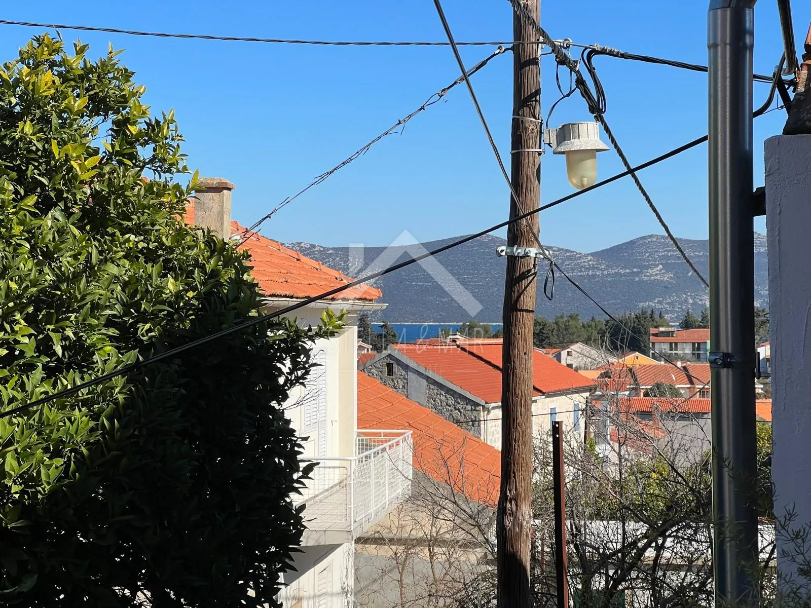 kuća sa dva stana, 200m do mora i centra - veli iž - slika 18