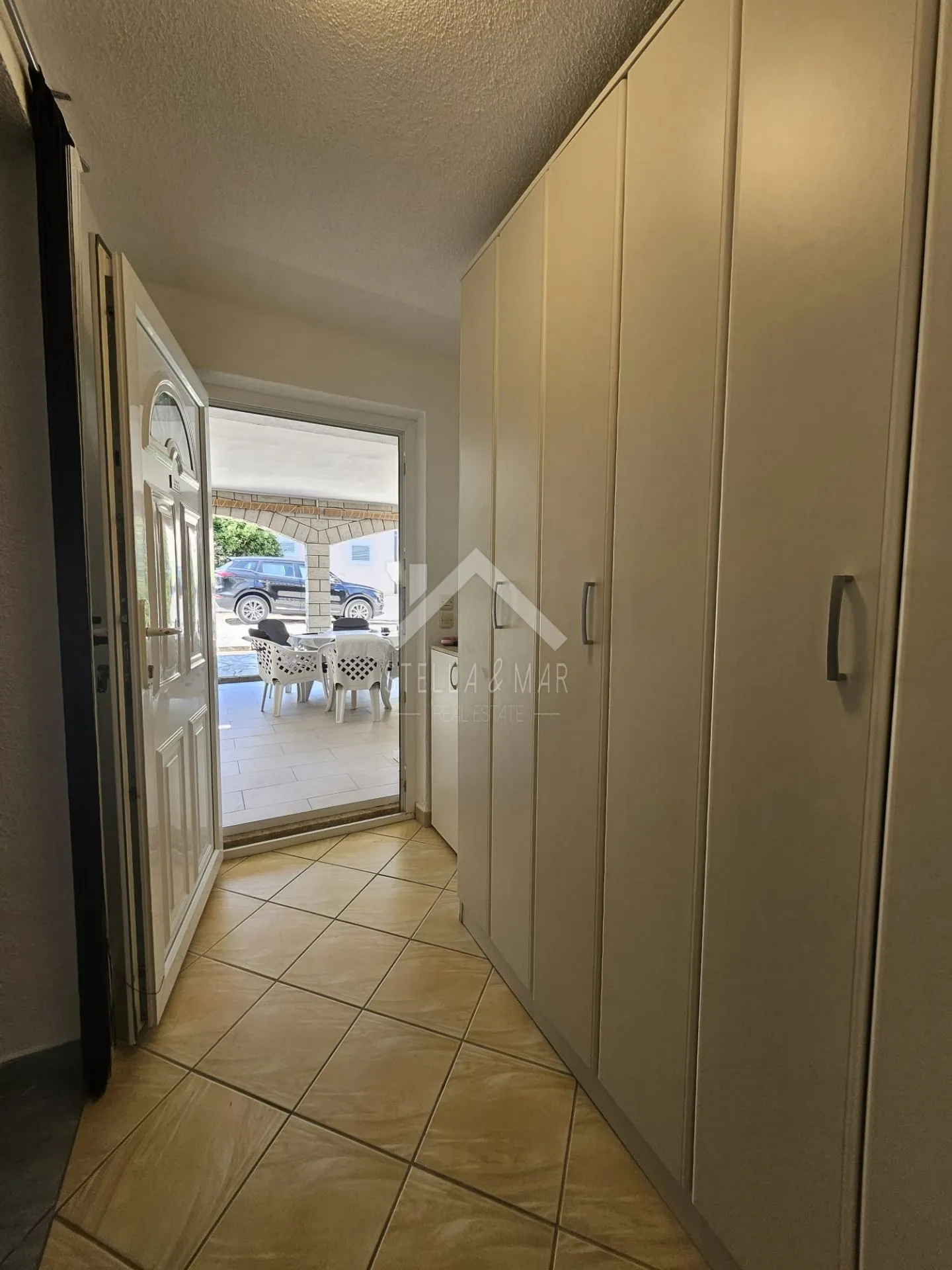 kuća sa 4 apartmana - vir - slika 29