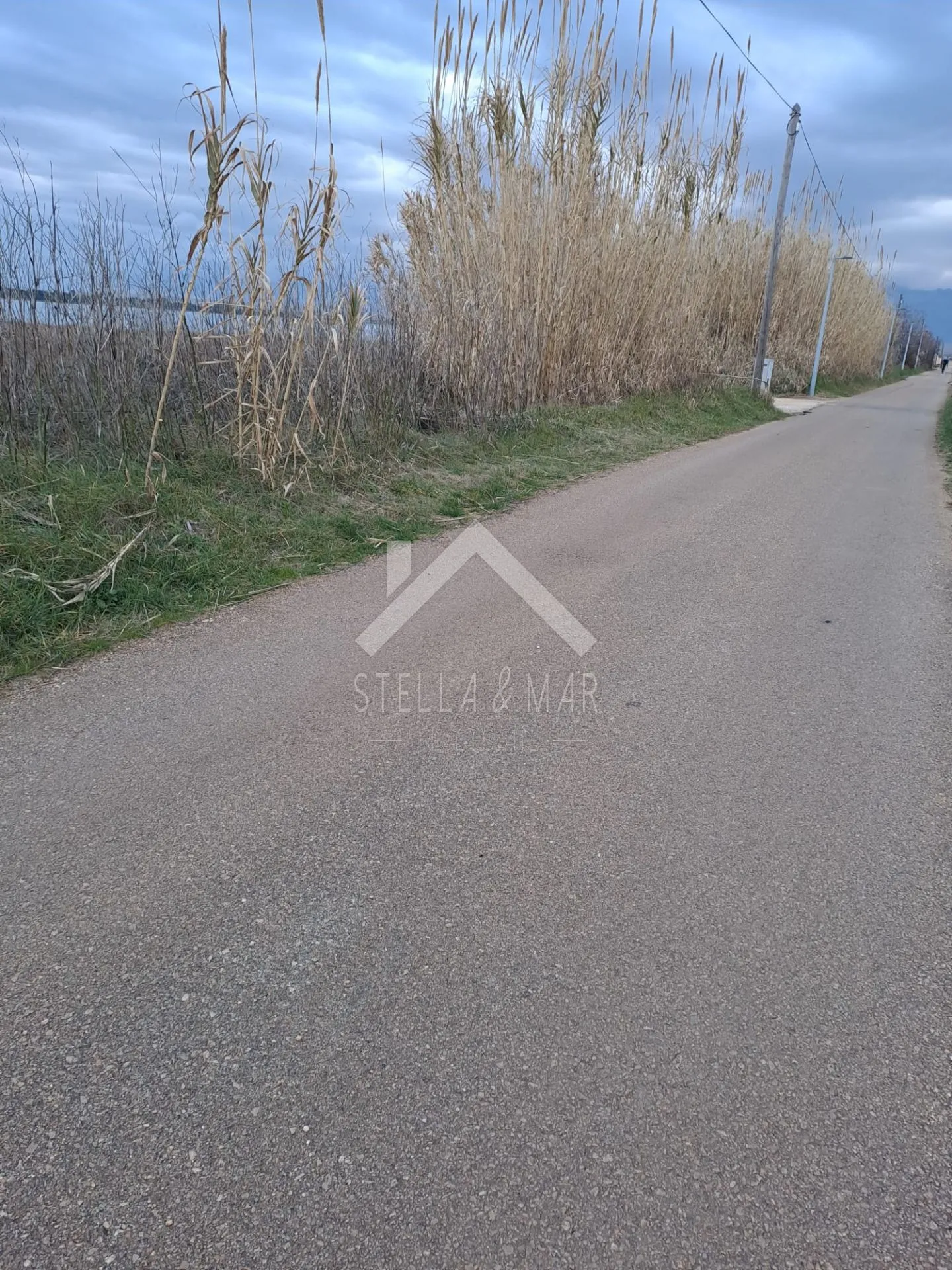 građevinsko zemljište drugi red od mora - privlaka - slika 2