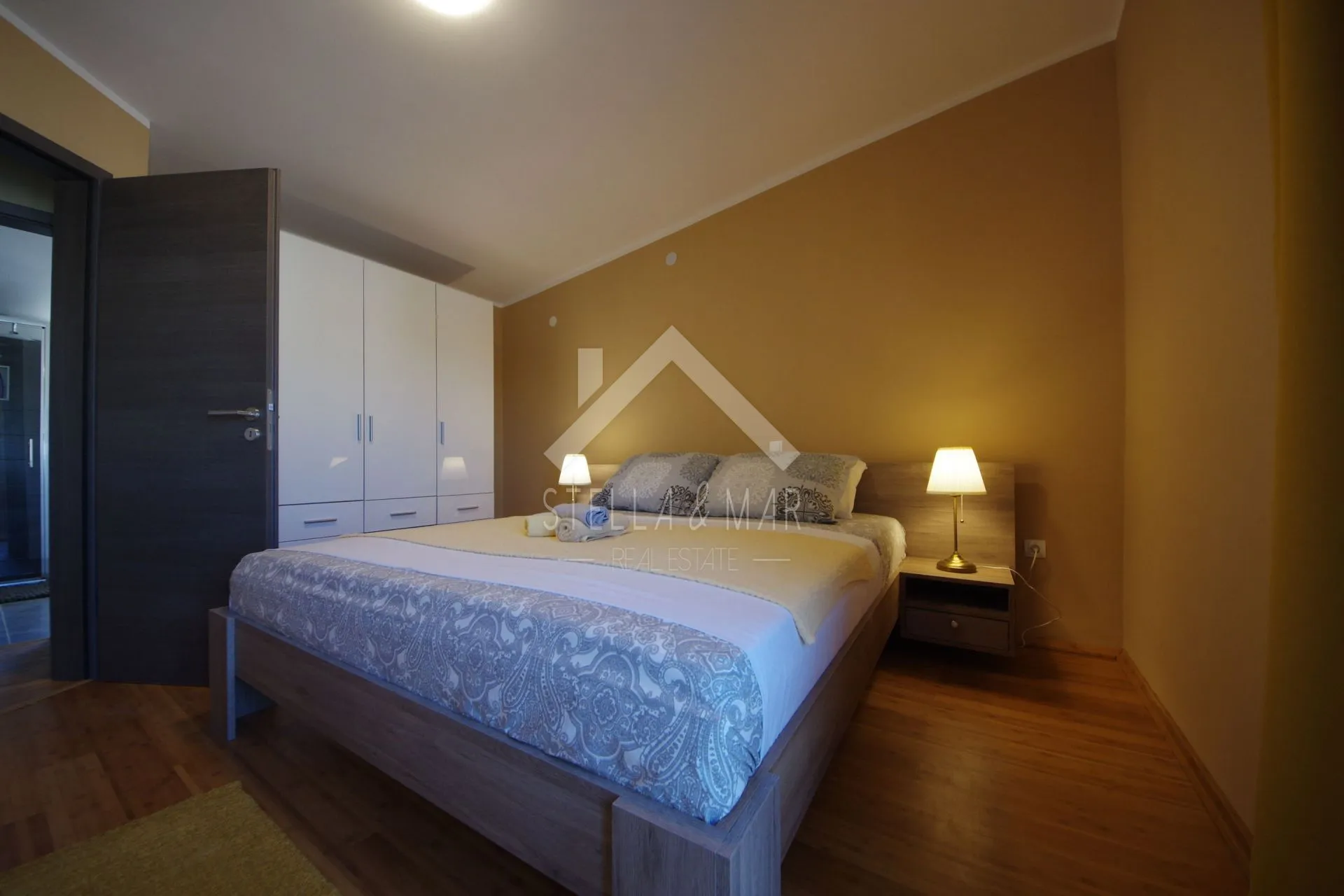 prekrasna villa sa bazenom - vir - slika 27