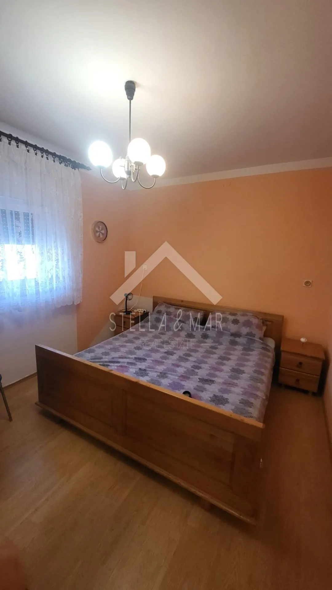 kuća sa 5 apartmana, 150m do mora - vir - slika 8