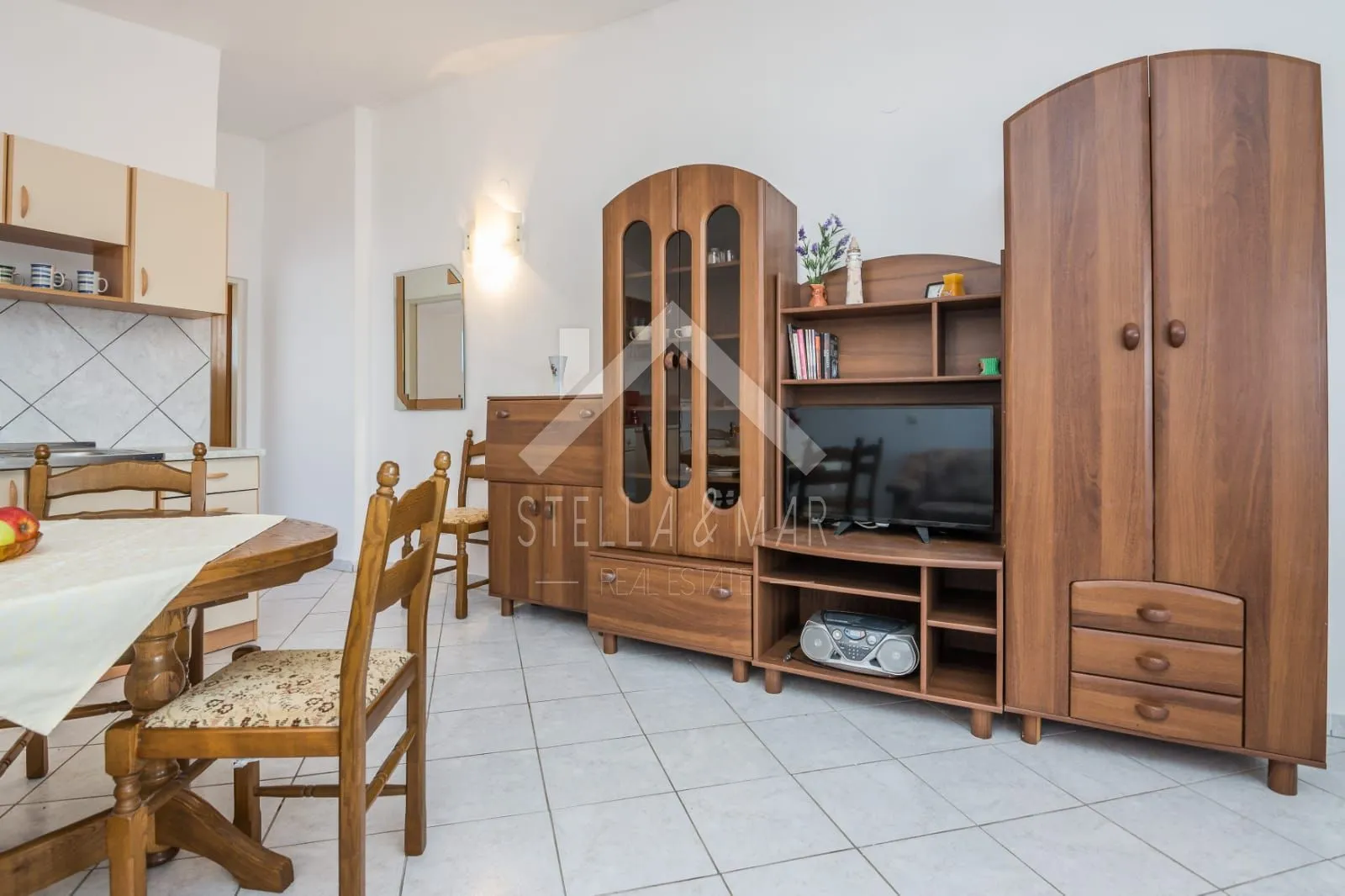 apartmanska kuća prvi red do mora - vir - slika 12