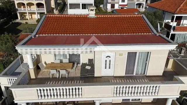 dvosobni apartman sa pogledom na more - kožino - slika 11