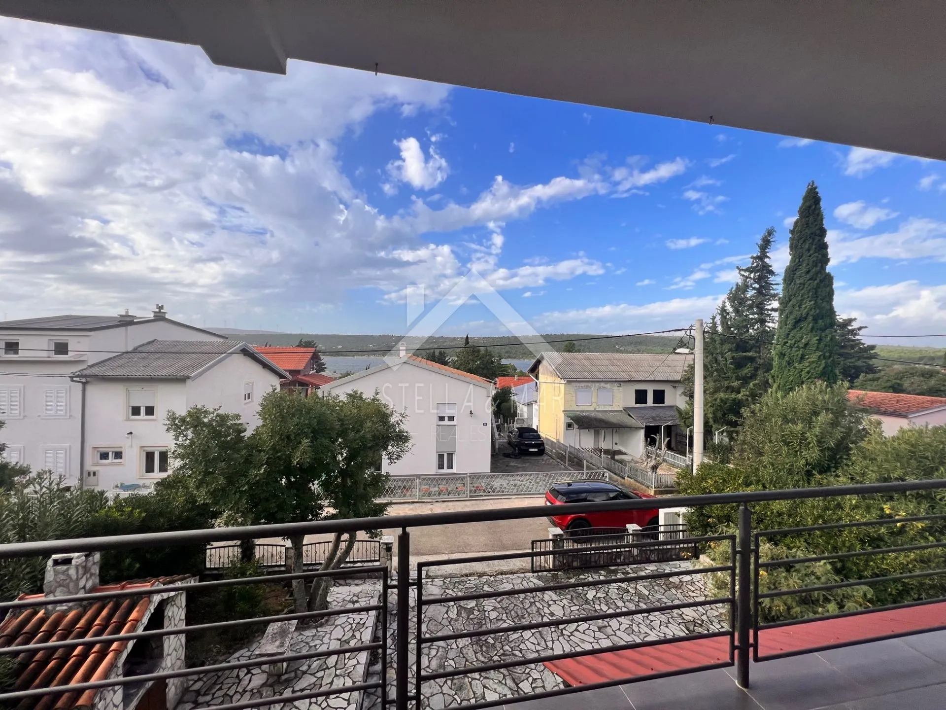 kuća sa 3 apartmana 130m do mora - kruševo - slika 18