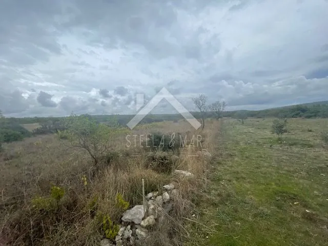 poljoprivredno zemljište - sukošan - slika 3