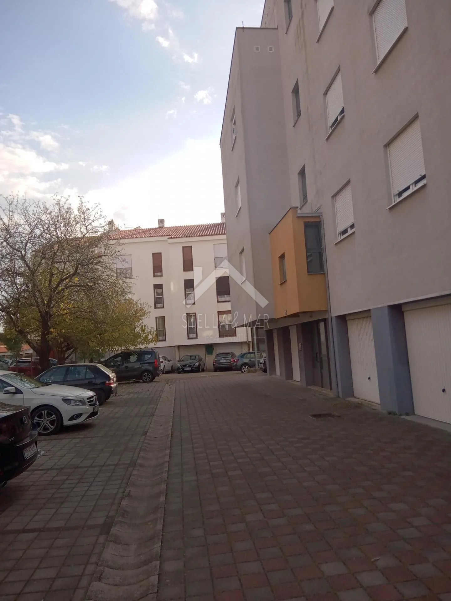 stan sa tri spavaće sobe, namješten, pogled - petrići, zadar - slika 27