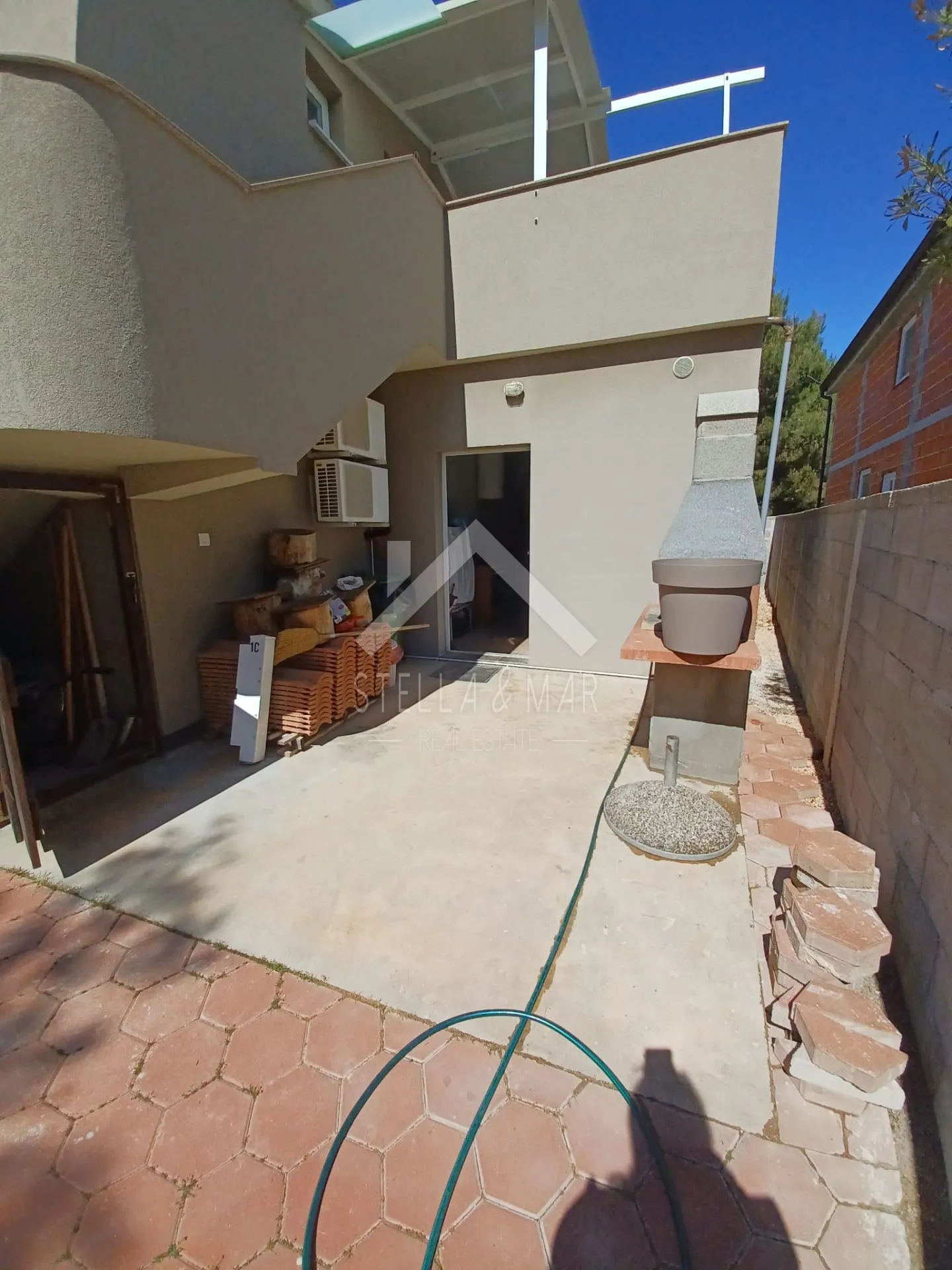 kuća sa tri apartmana - vir - slika 27