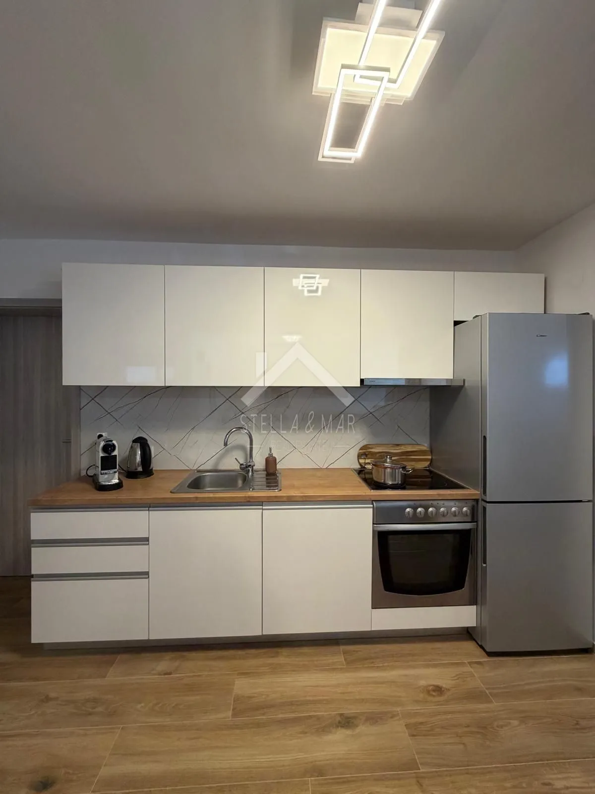 novo* kuća sa dva stana i krovnom terasom - vir - slika 25