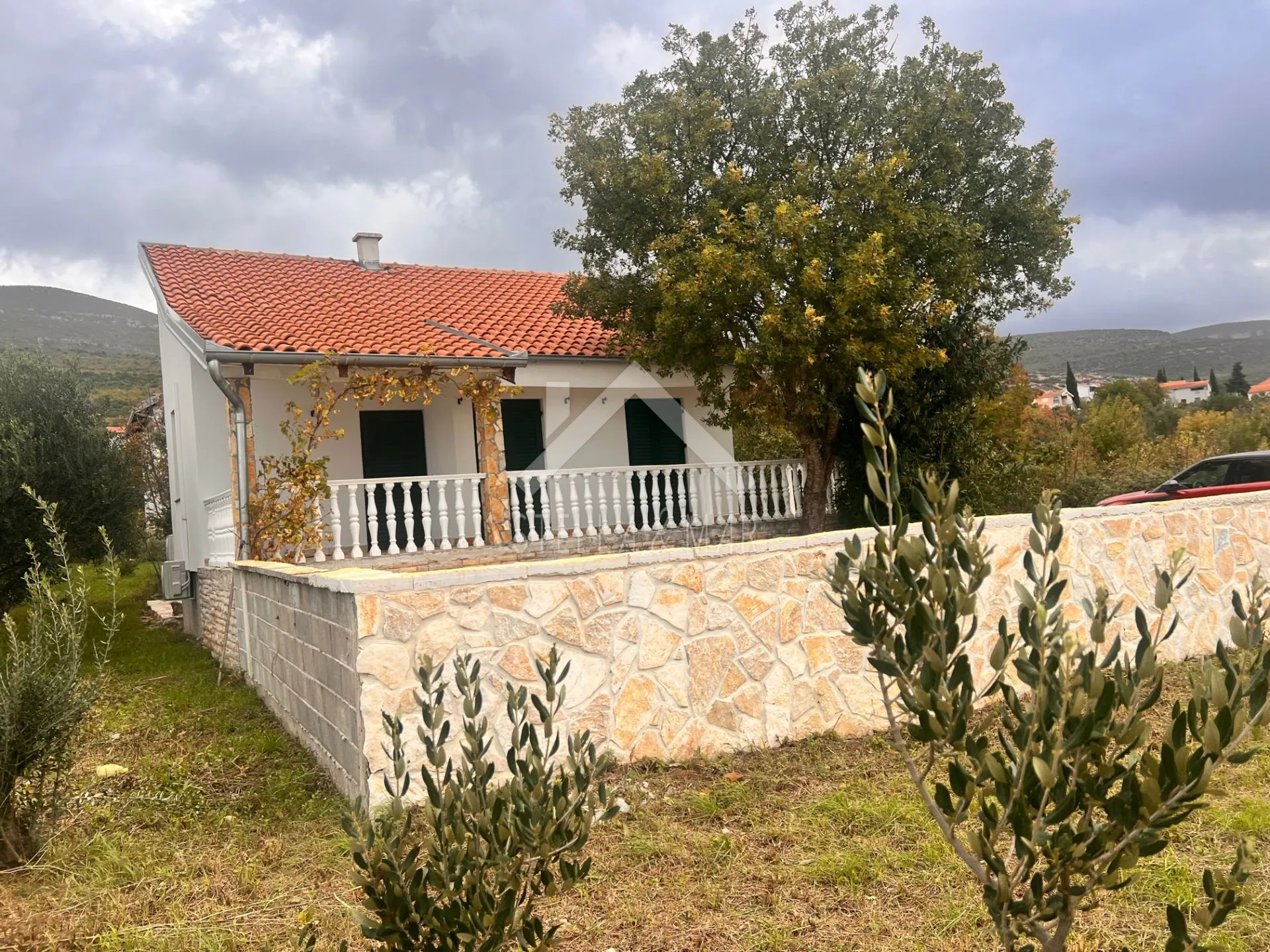 ekskluzivna ponuda* na izvrsnoj lokaciji 1. red do mora - kruševo, zadar - slika 2