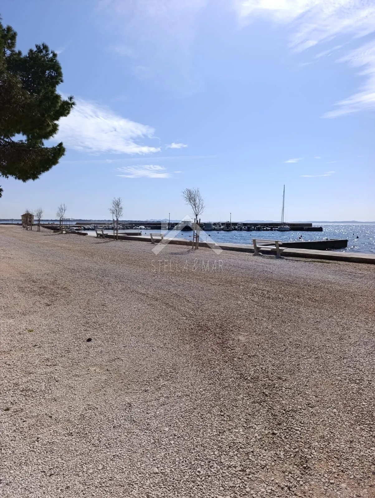 kuća sa dva stana na traženoj lokaciji 160m do plaže - vir - slika 18