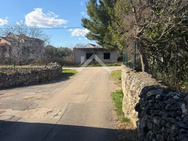 građevinsko zemljište - pridraga - slika 1