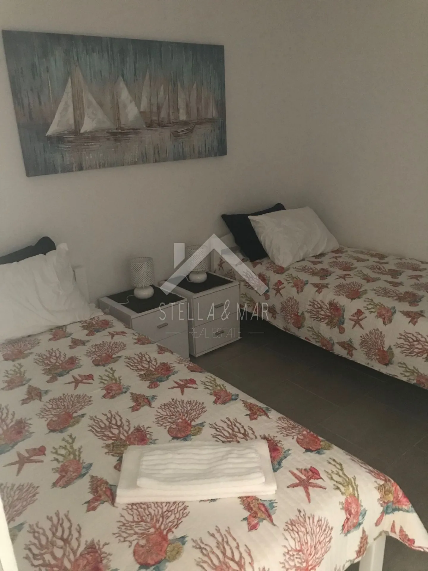 kuća sa 3 apartmana i prostranim dvorištem - vir - slika 19