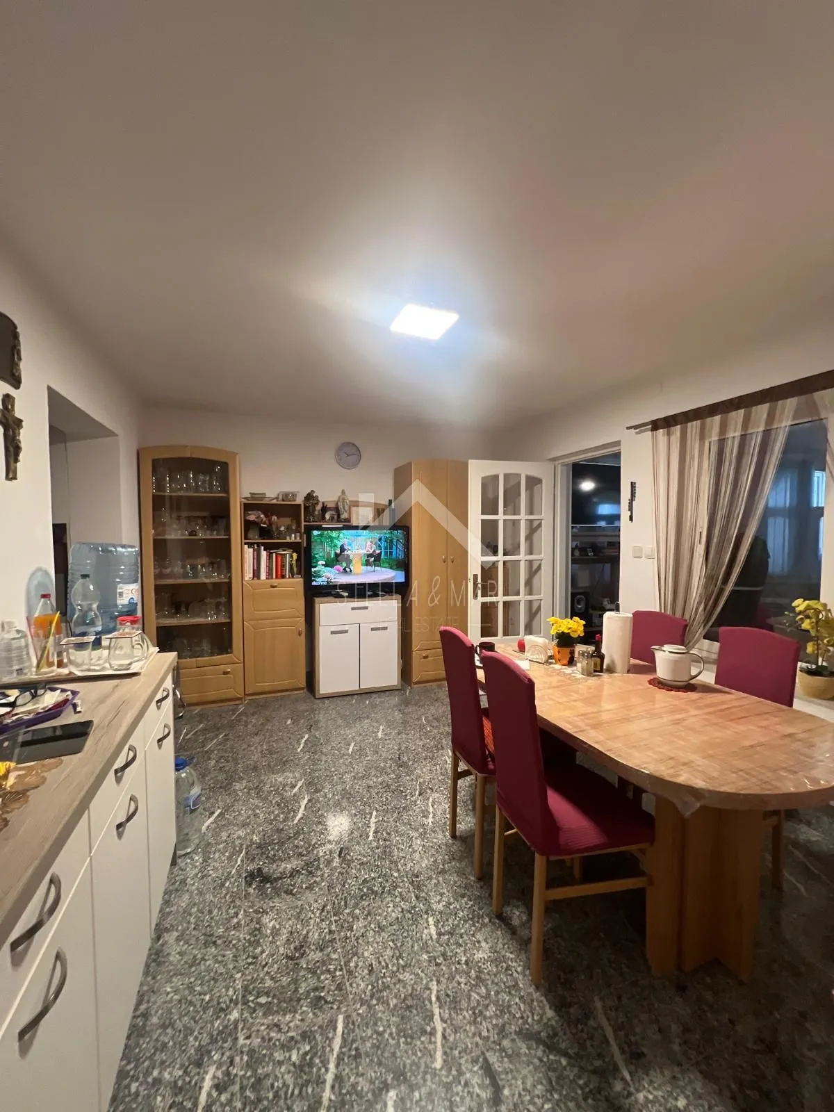 kuća sa tri apartmana, pogled na more - vir - slika 7