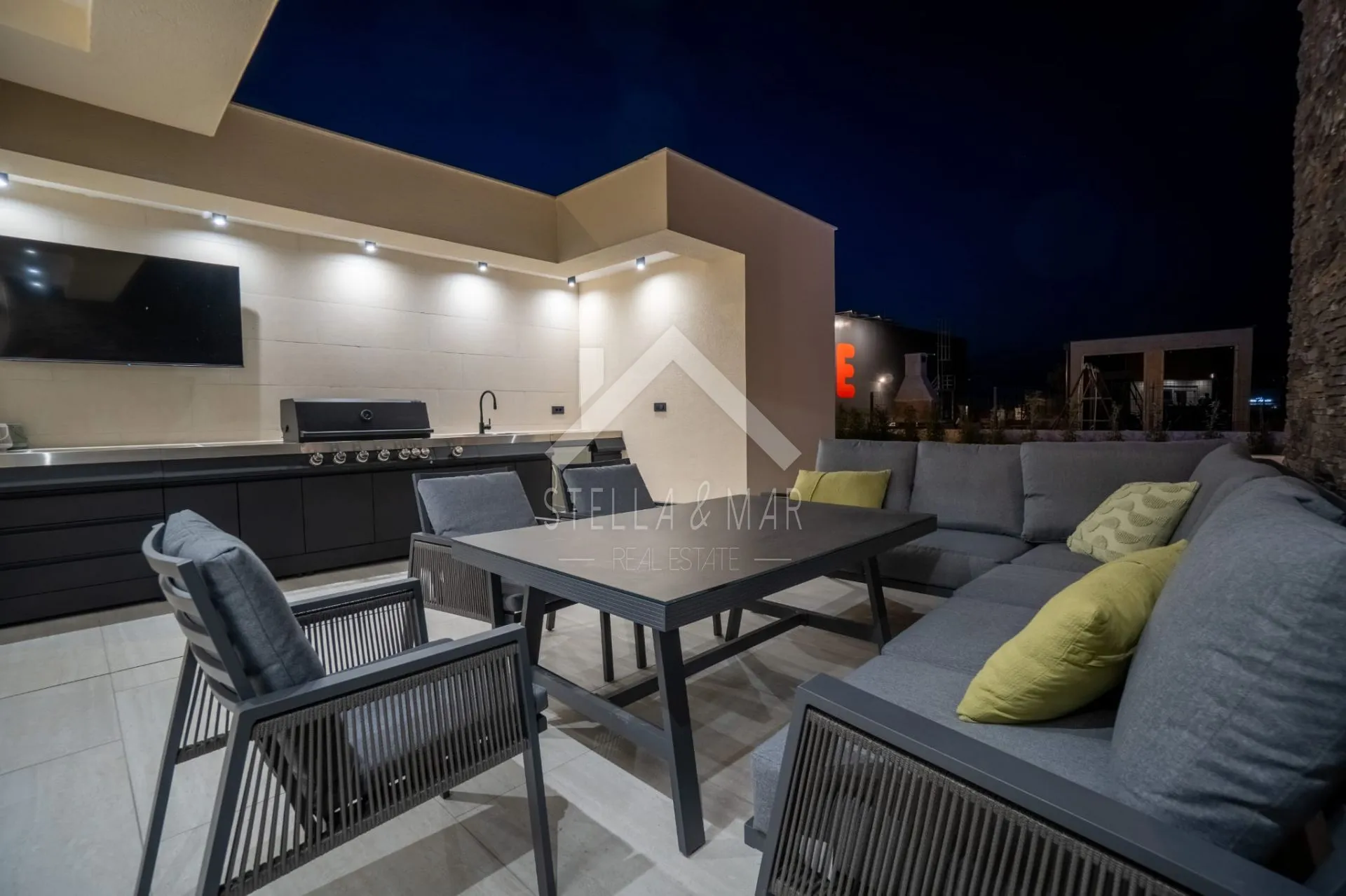 villa sa bazenom, pogled na more - privlaka - slika 18