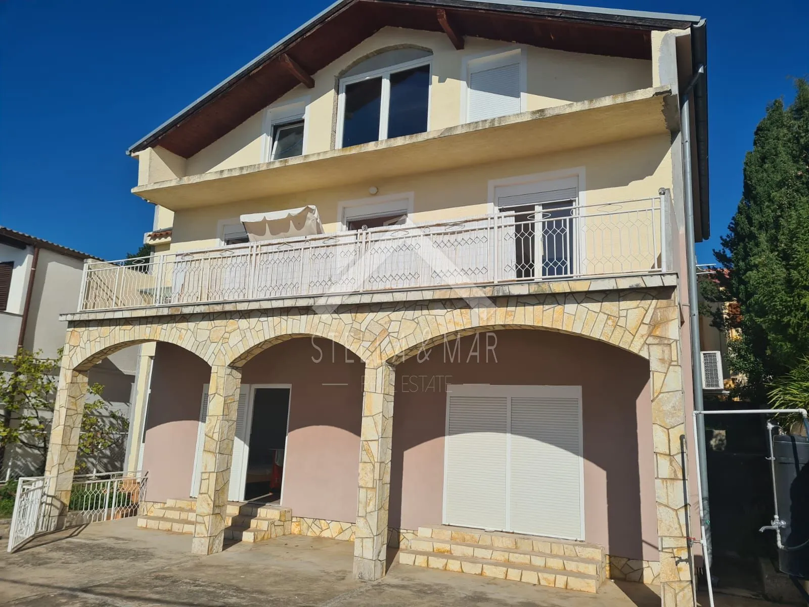 kuća sa prekrasnim pogledom na more - maslenica - slika 2