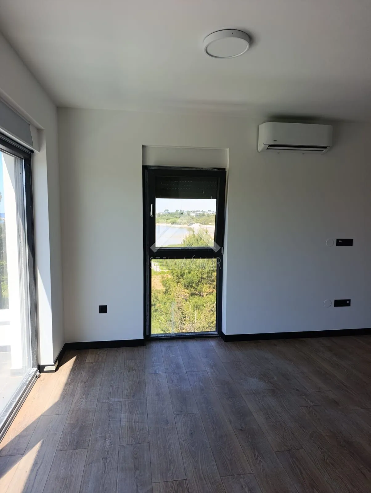 trosobni apartman sa krovnom terasom i bazenom - privlaka - slika 10