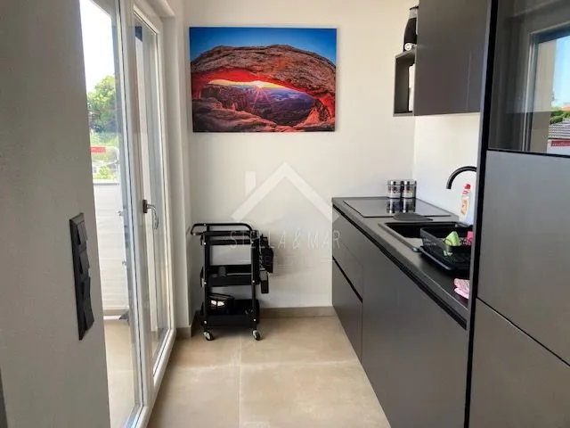 dvosobni apartman sa krovnom terasom - vir - slika 19