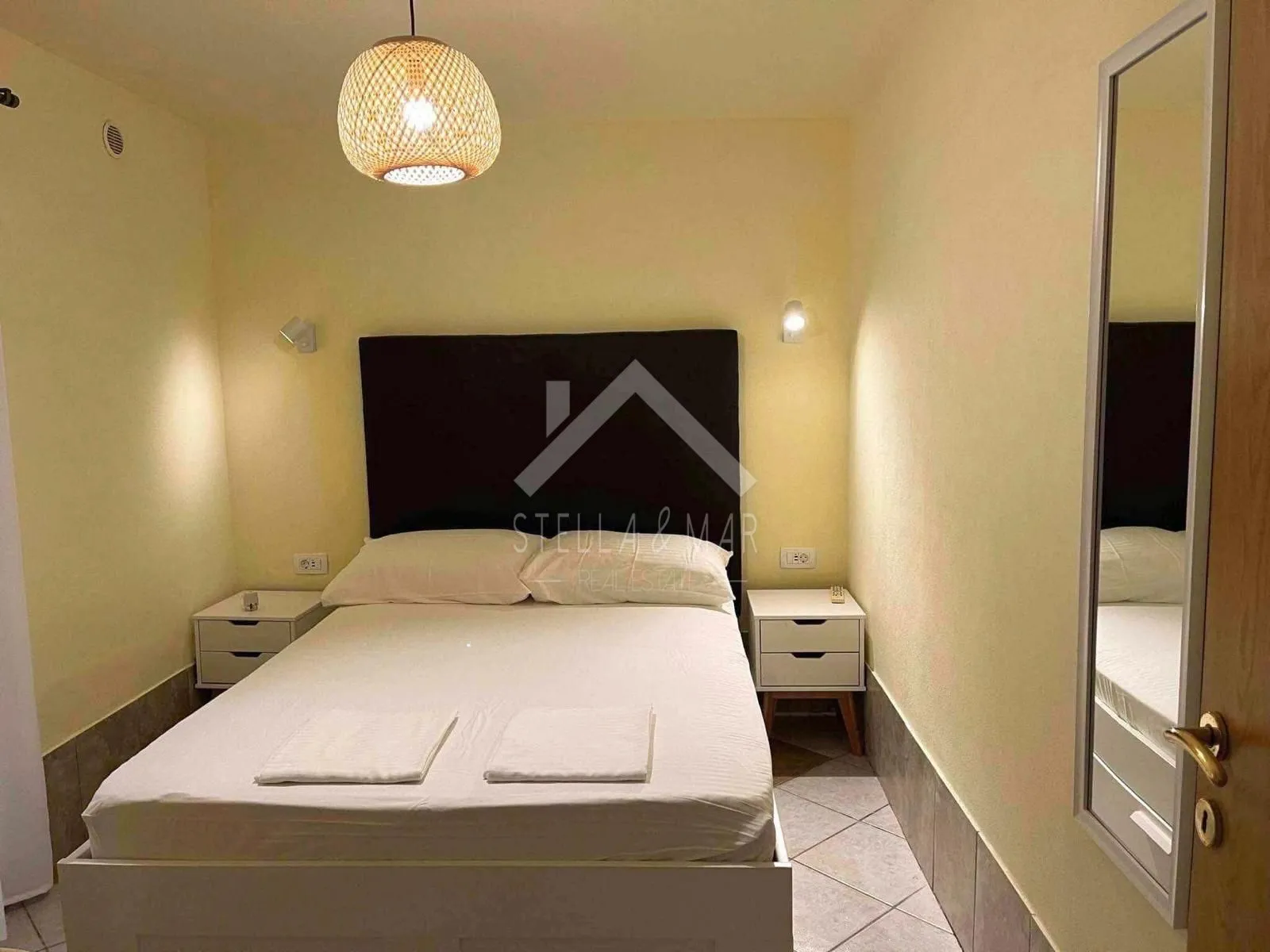 kuća sa 4 apartmana, neposredna blizina mora - vir - slika 43