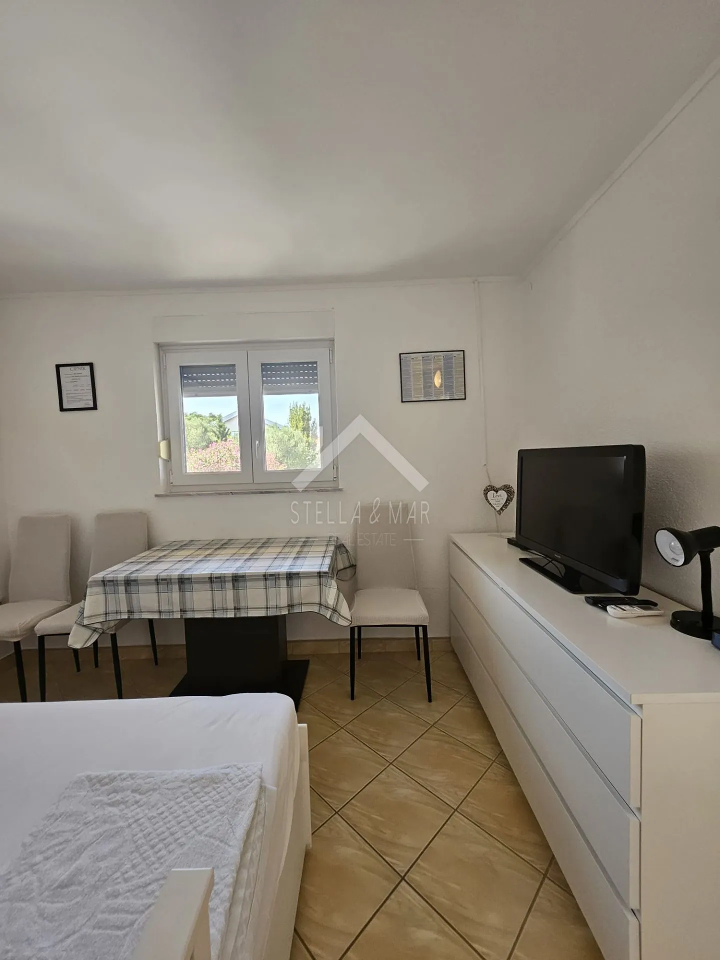 kuća sa 4 apartmana - vir - slika 18