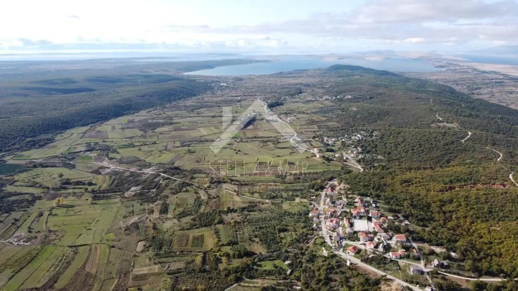 građevinsko zemljište - radovin - slika 7
