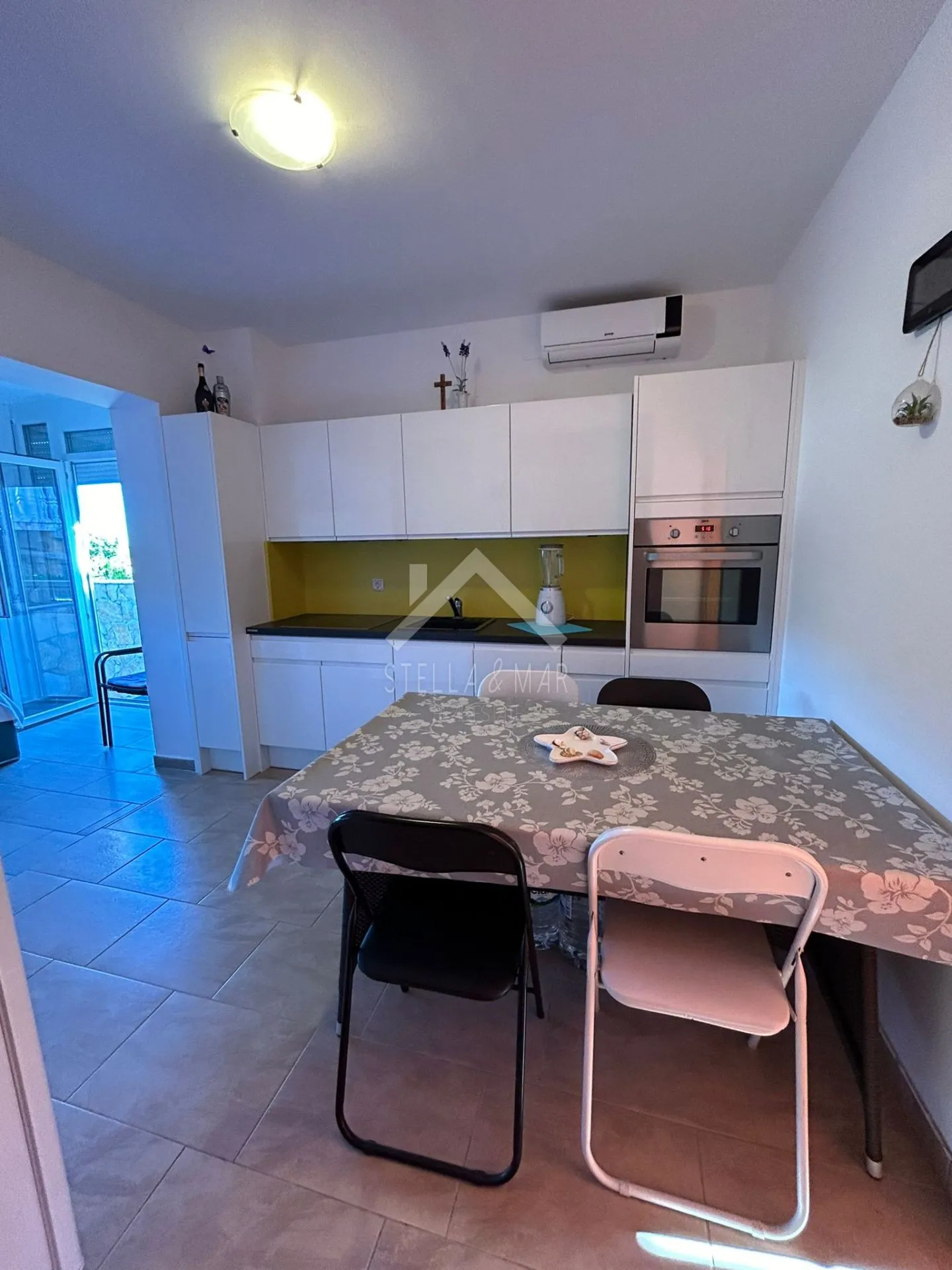 dvosobni apartman sa vrtom - vir - slika 10