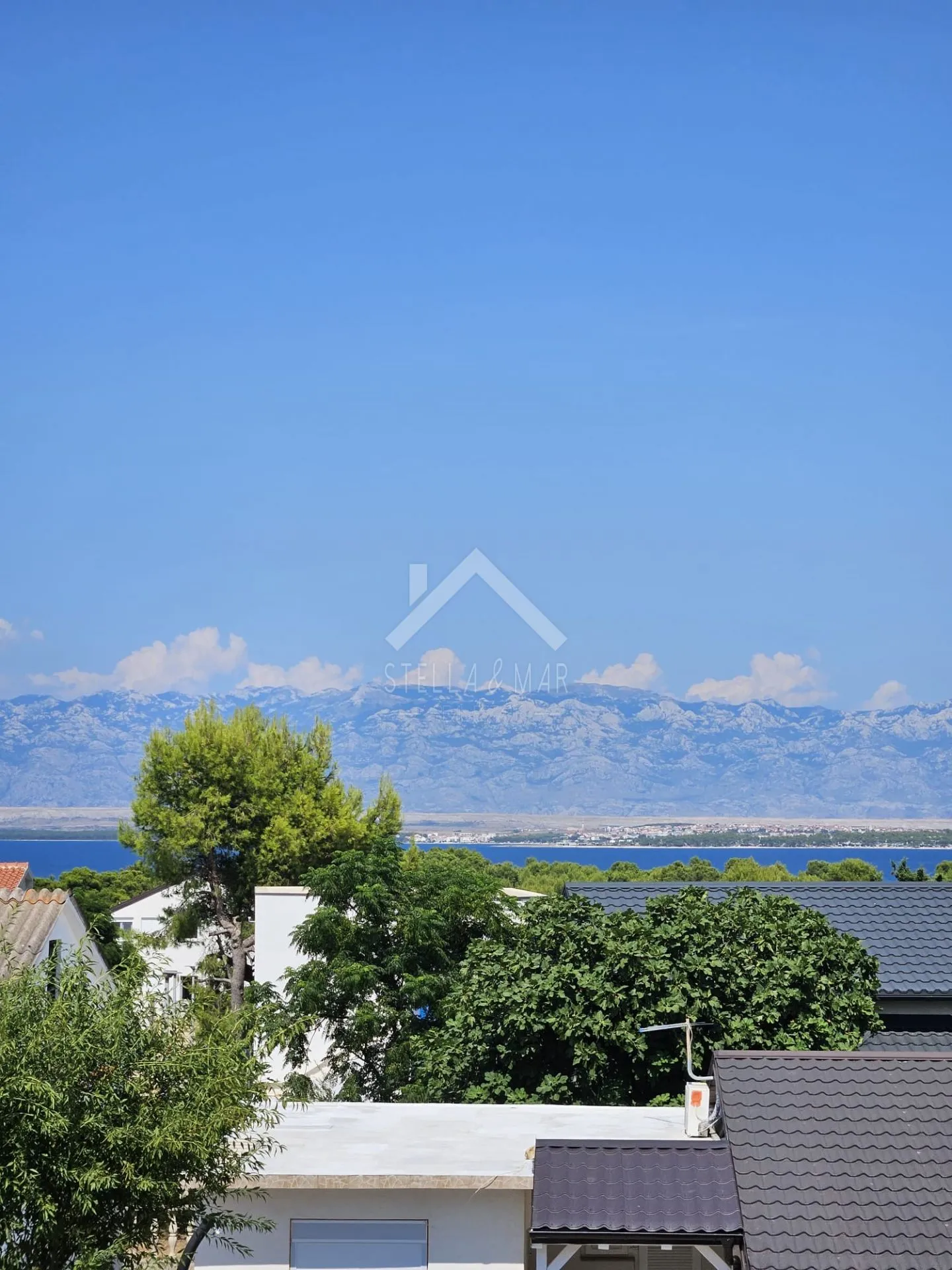 kuća sa 4 apartmana - vir - slika 25