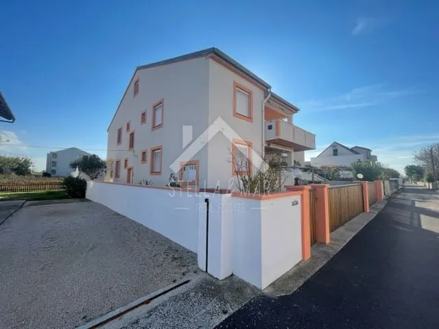 kuća sa 4 apartmana, 50m od mora - nin - slika 5