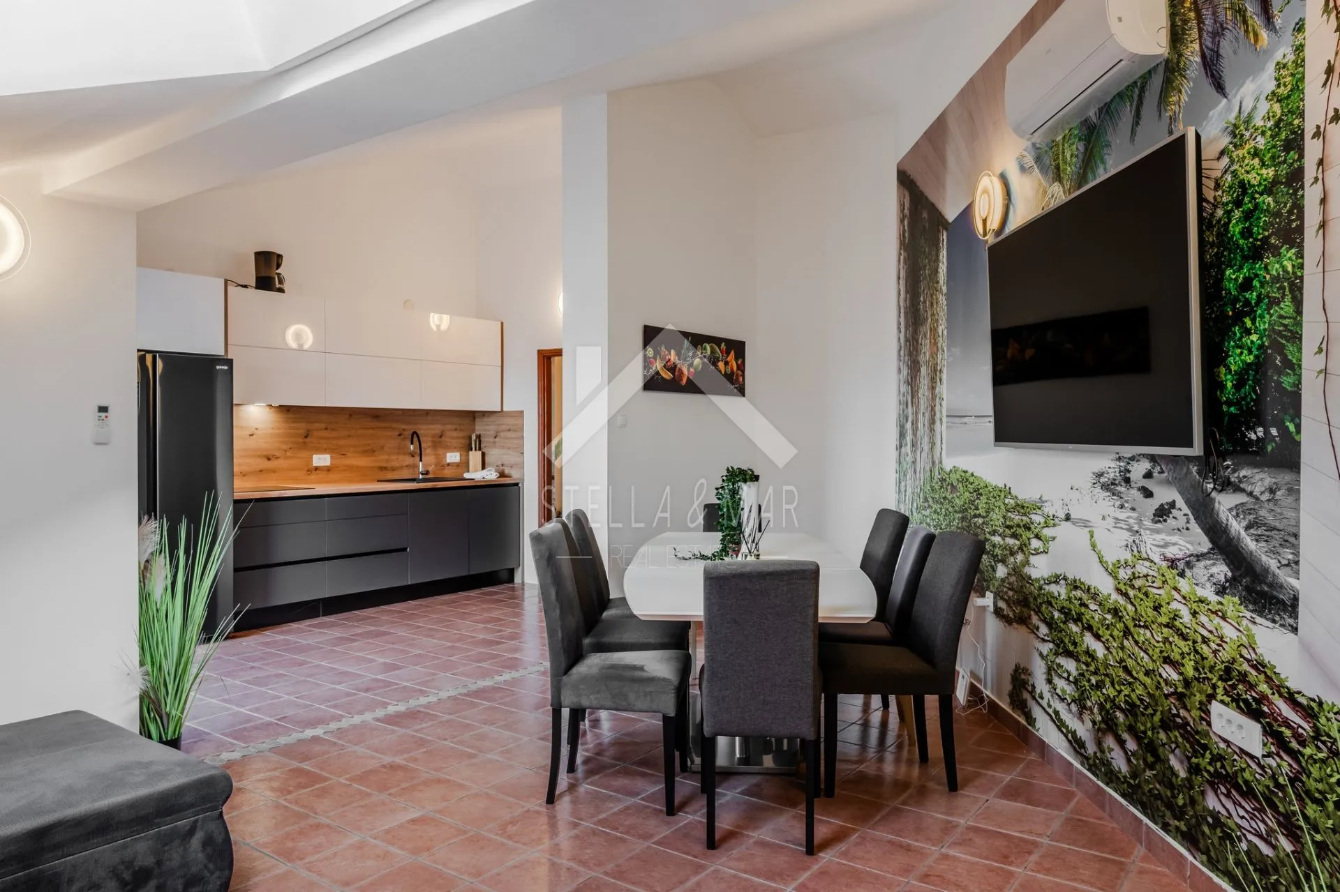 prekrasan apartman sa pogledom na more - novalja - slika 10