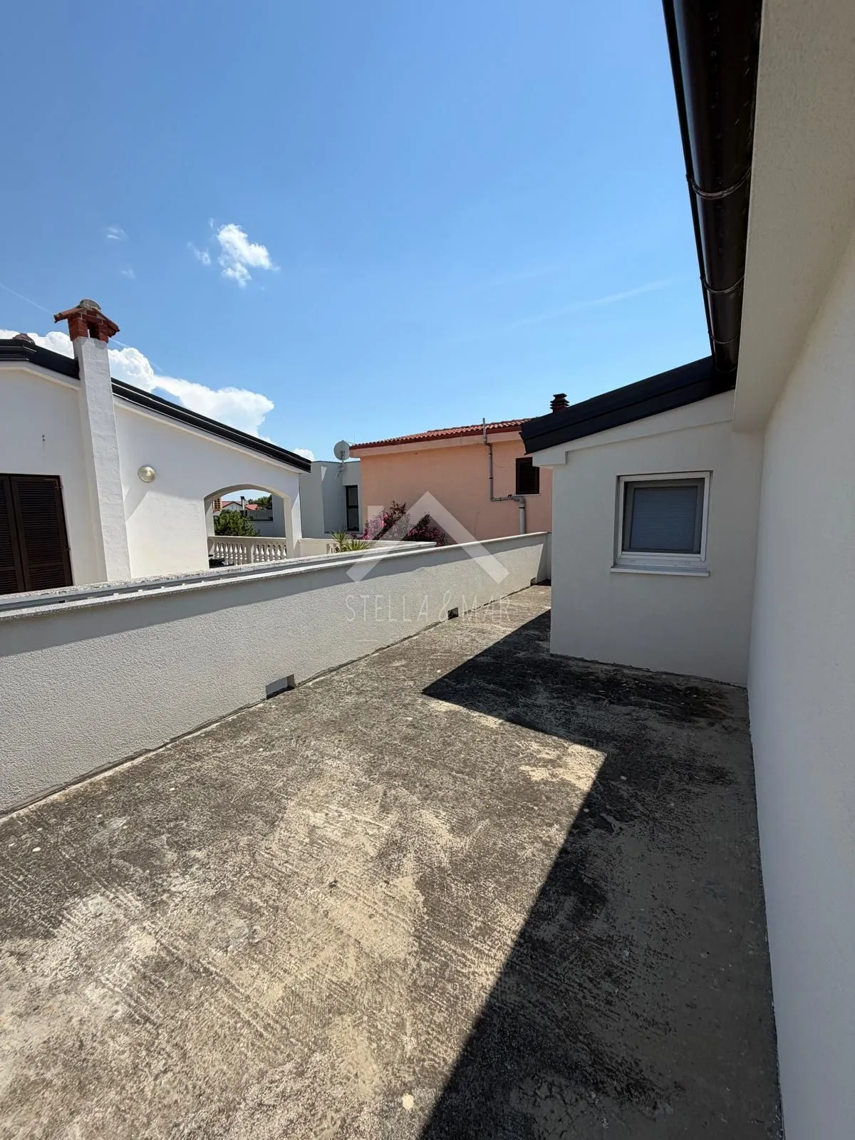 kuća sa 3 stana i garažom, velike terase, blizina centra i plaže - vir - slika 23