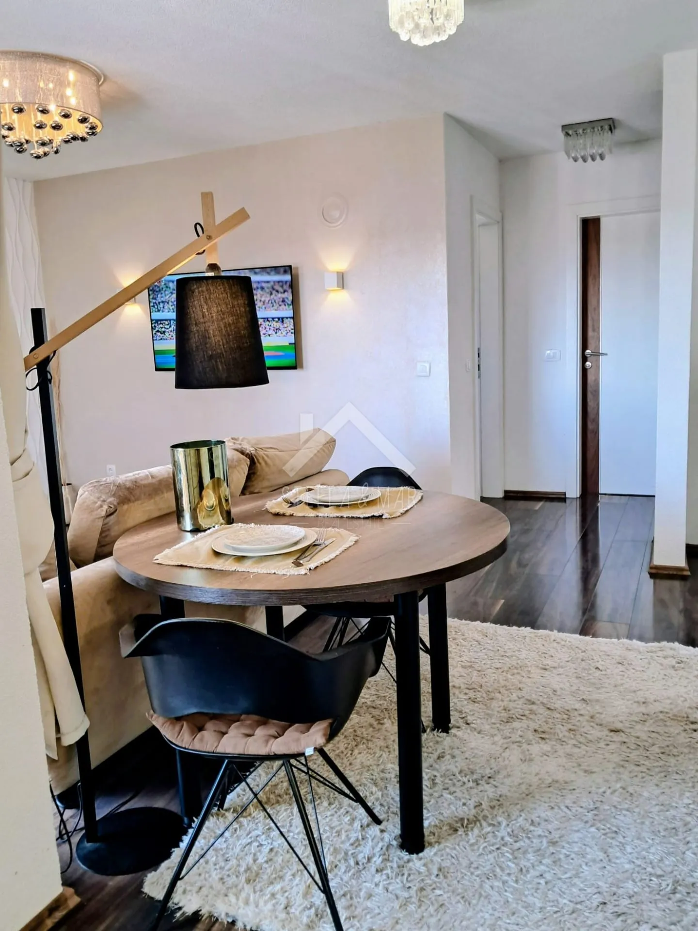 moderan dvosobni apartman - vir - slika 10