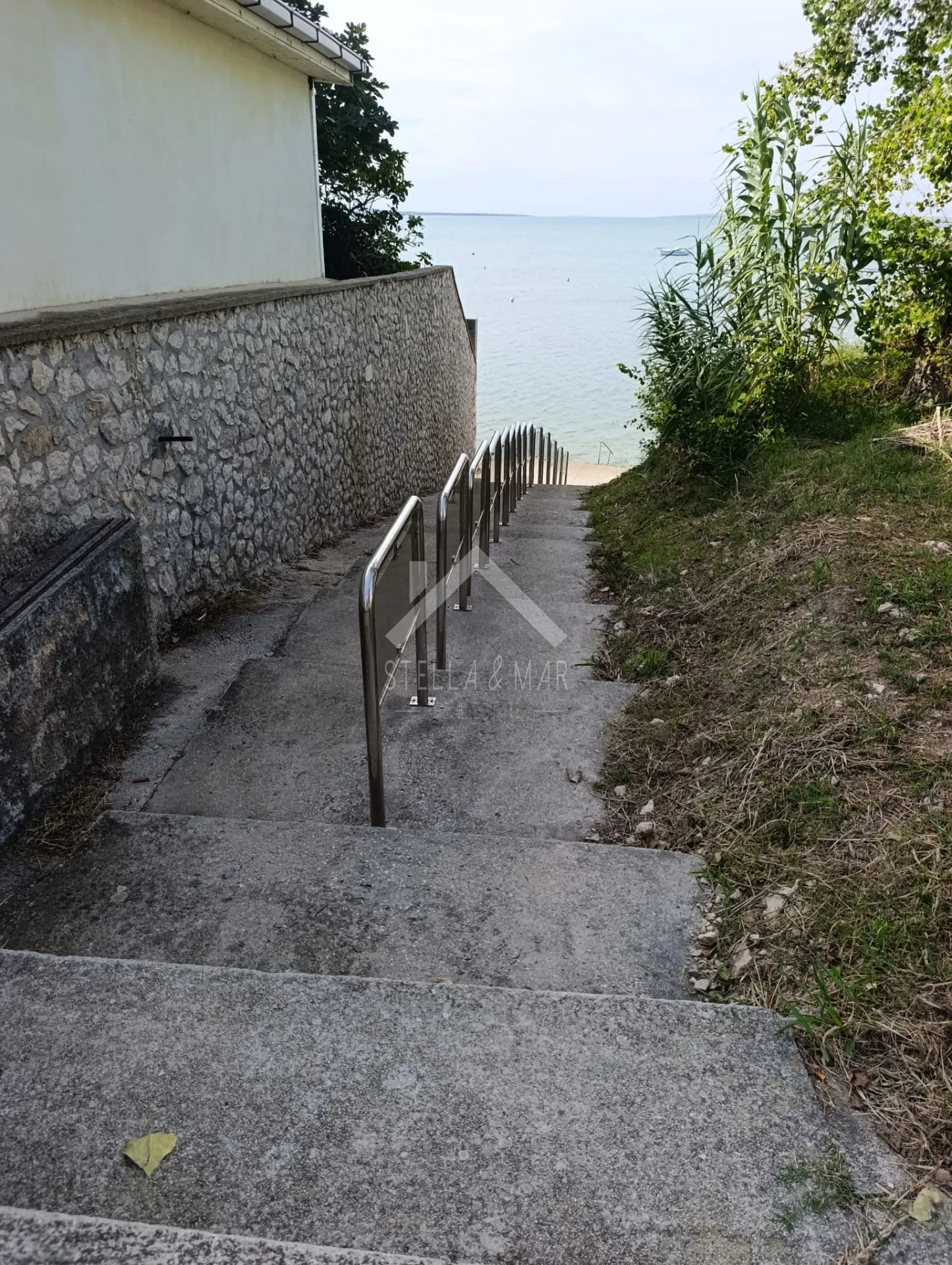 prekrasna kuća 90m od mora - vrsi - slika 49