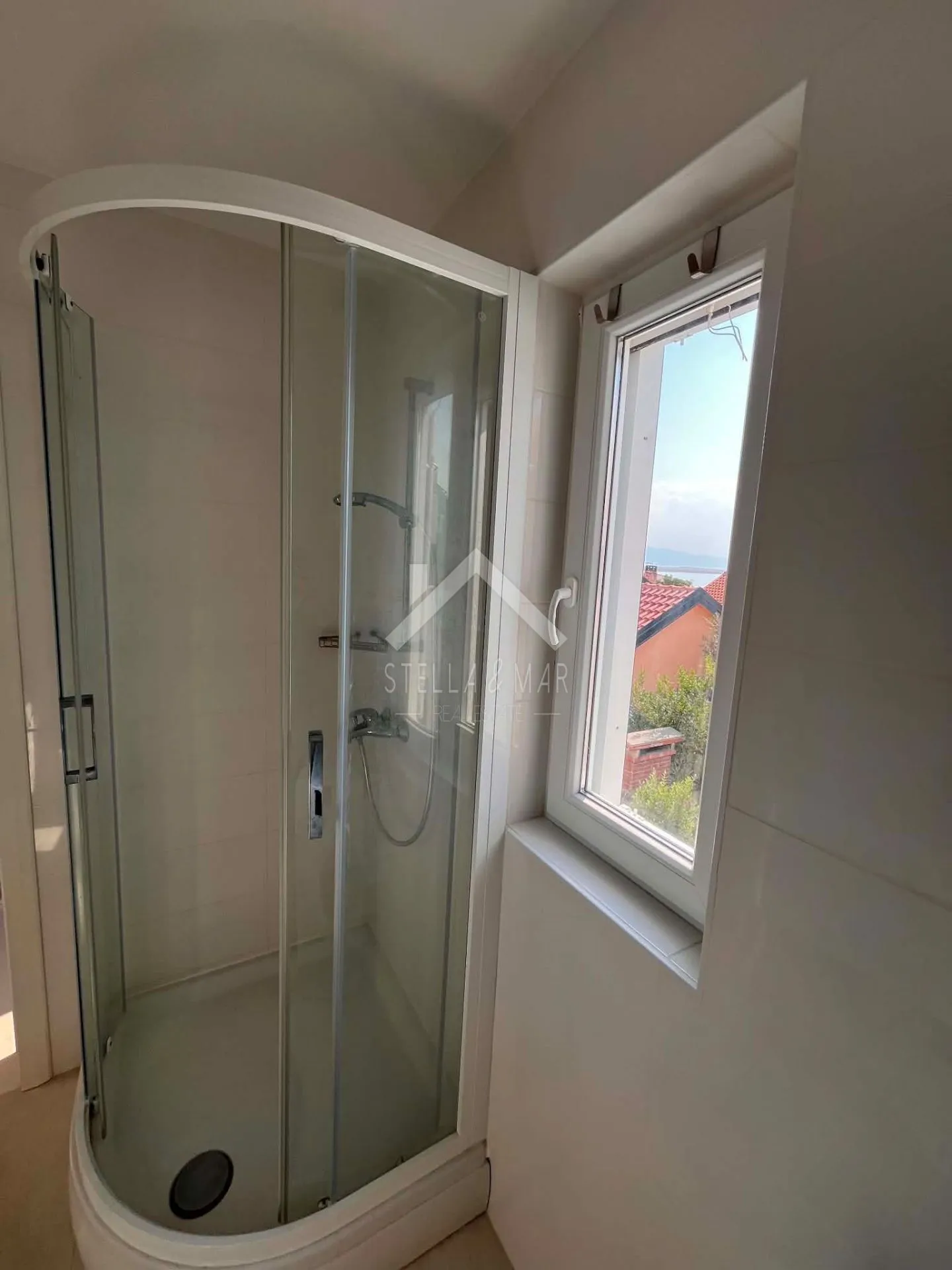 trosoban apartman, pogled na more - vir - slika 15