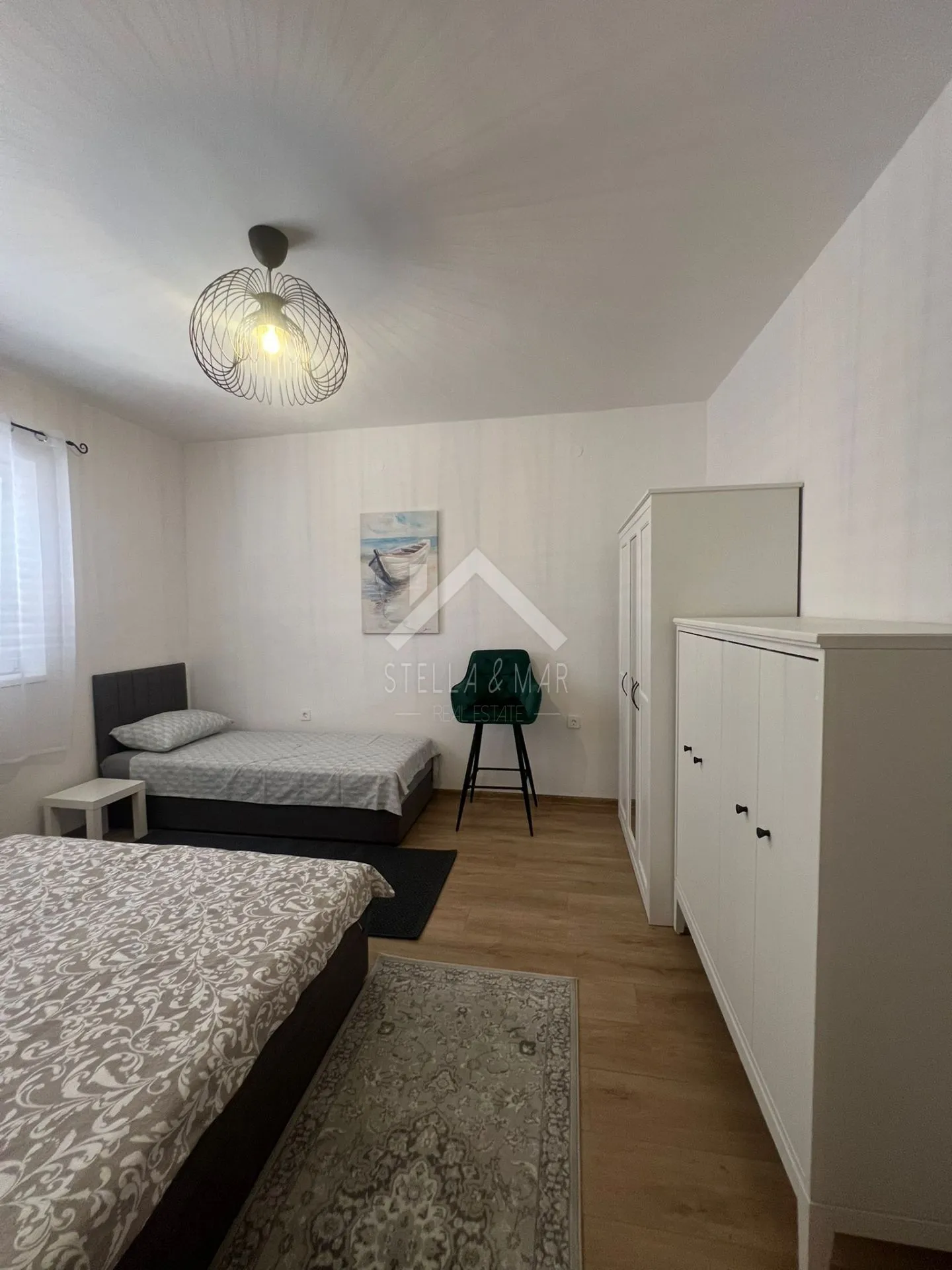 kuća sa 2 komforna stana i bazenom - privlaka - slika 21