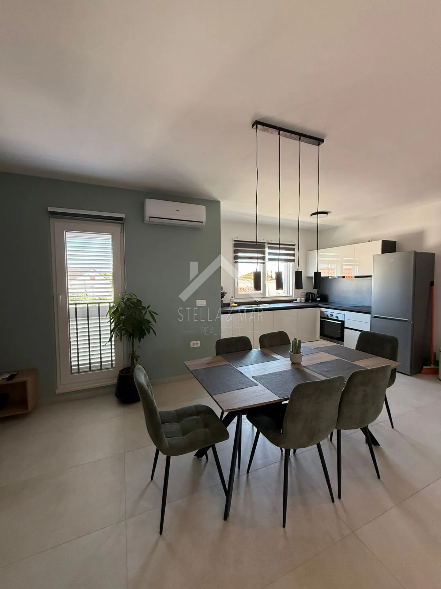 moderan dvosobni apartman - vir - slika 3