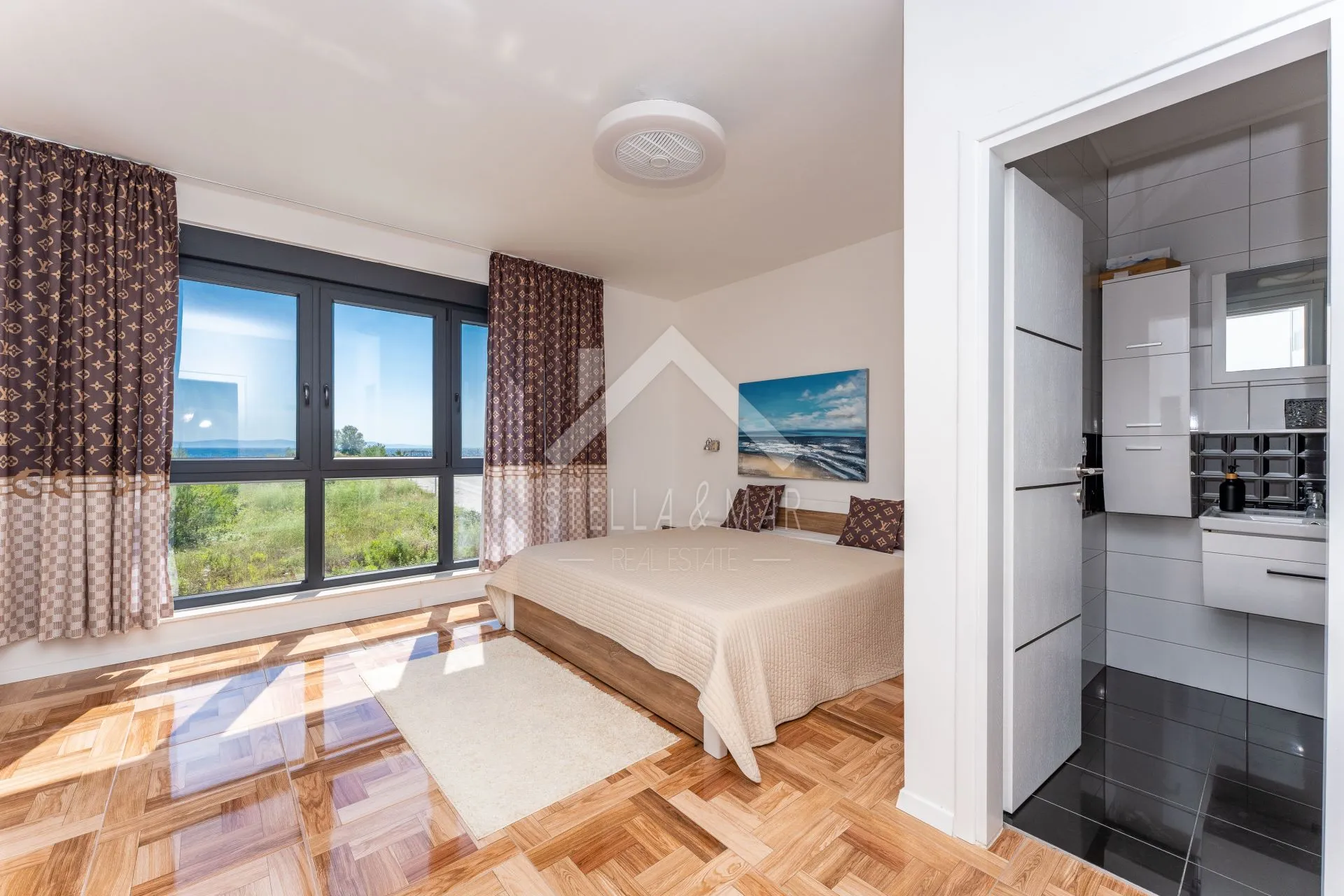 prekrasna villa , prvi red do mora - privlaka - slika 44