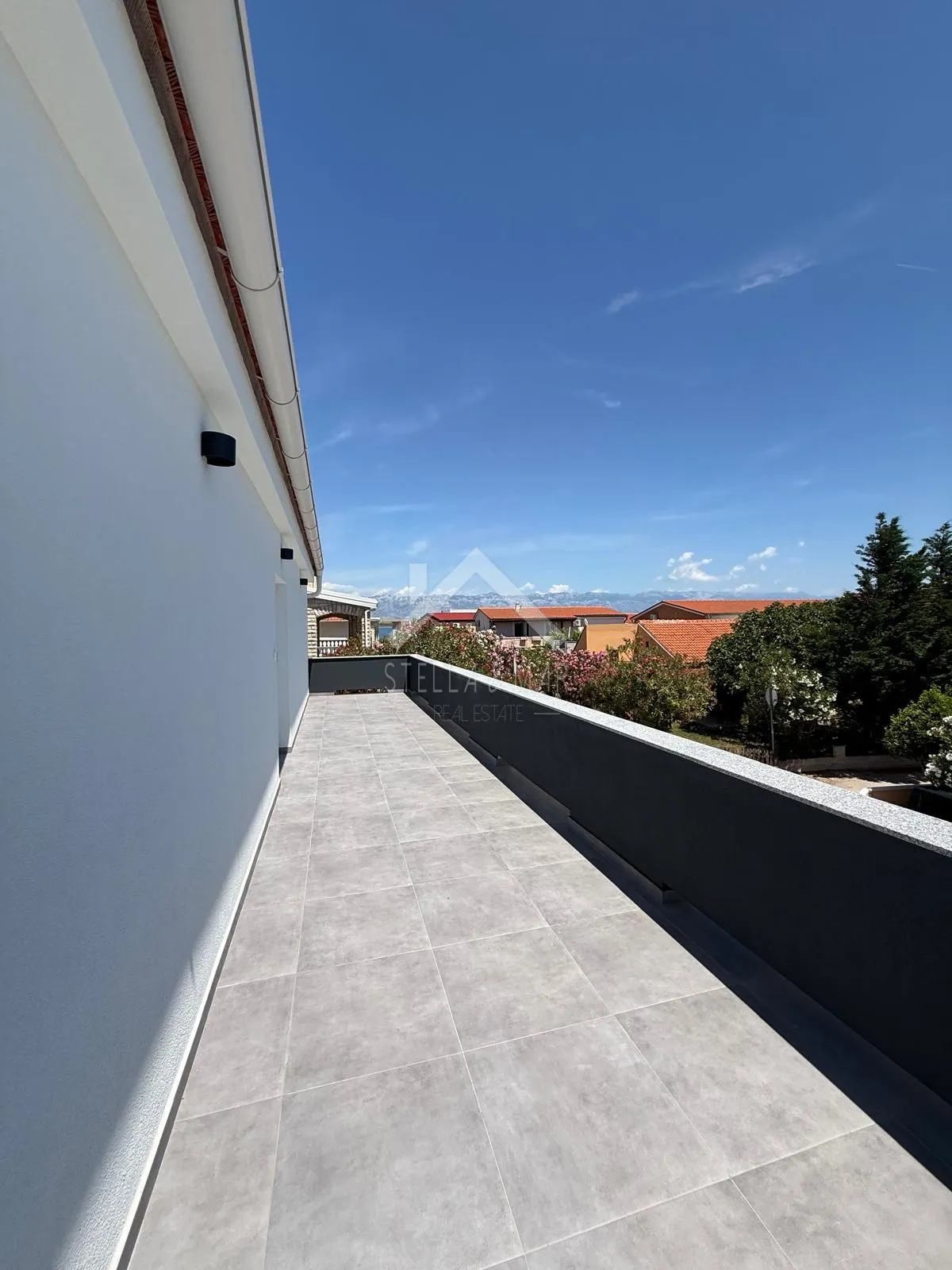 trosobni apartman sa prostranom terasom - vir - slika 3