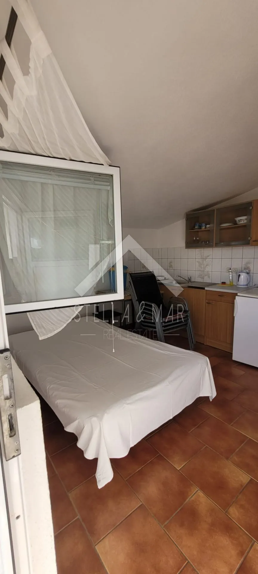 kuća sa 5 apartmana - vir - slika 16