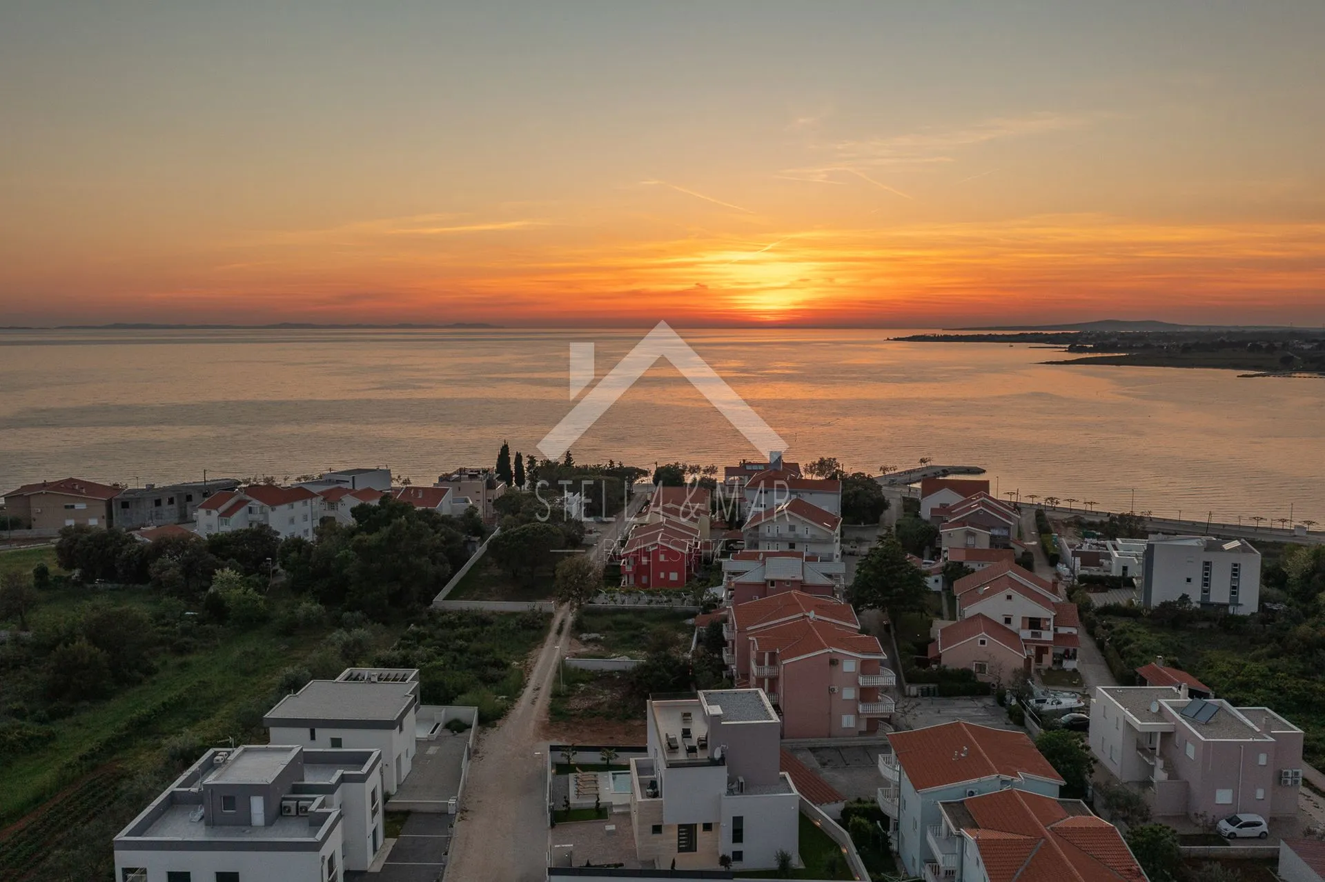 atraktivna villa sa bazenom sa sadržajima - zaton-nin, zadar - slika 2