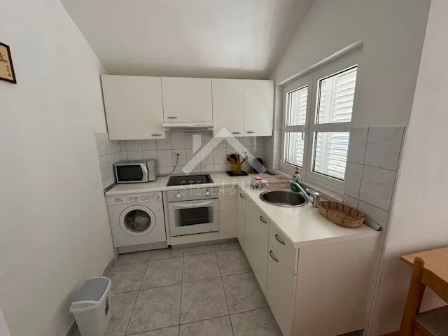 dvosoban apartman prvi red do mora - sukošan - slika 10