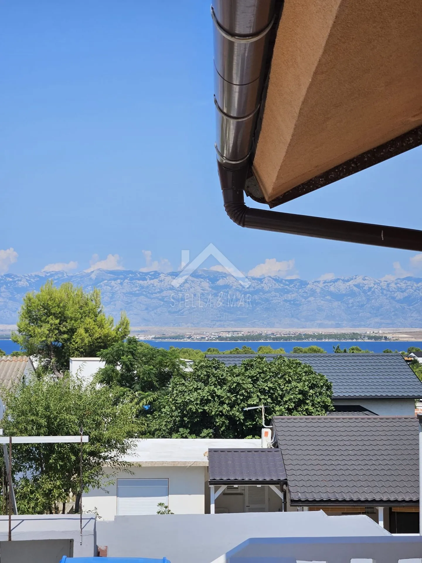 kuća sa 4 apartmana - vir - slika 4