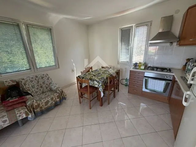 kuća sa dva stana, atraktivna lokacija - zadar - slika 32