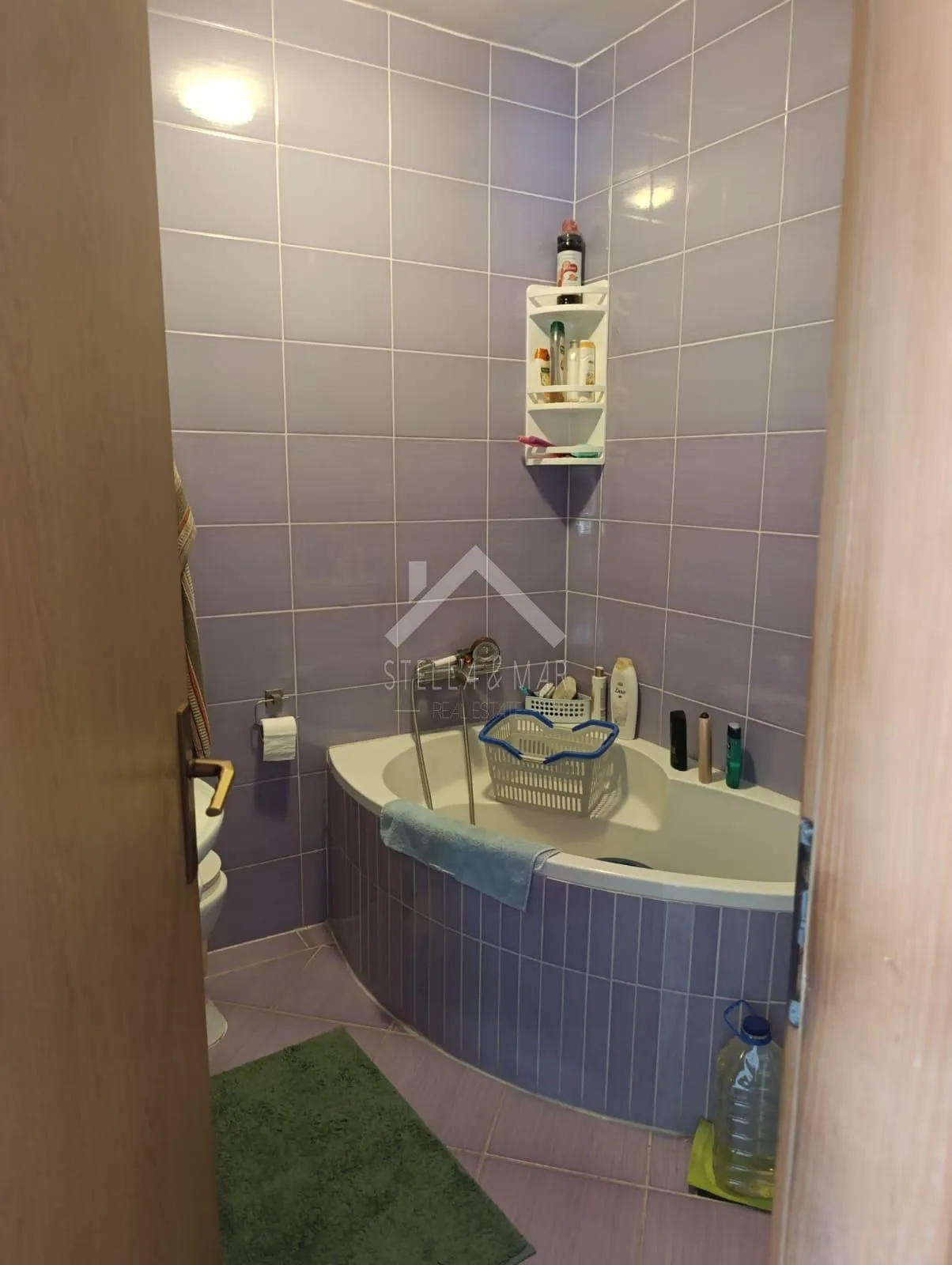 kuća sa 4 apartmana i bazenom - vir - slika 20