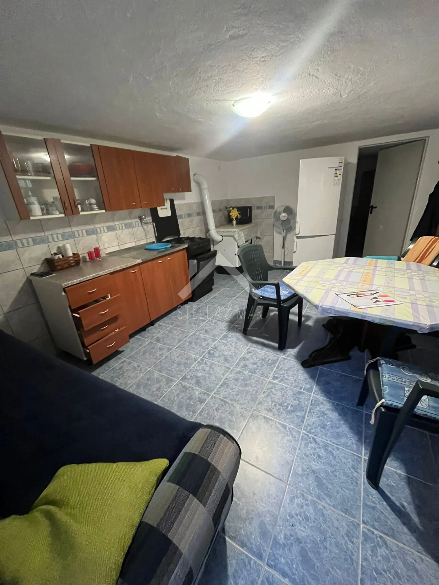 top lokacija! kuća sa 5 apartmana, centar - vir - slika 13