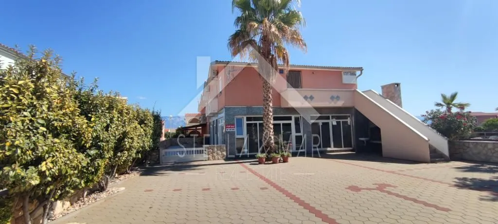 stambeno poslovni objekt sa 7 apartmana - vir - slika 2