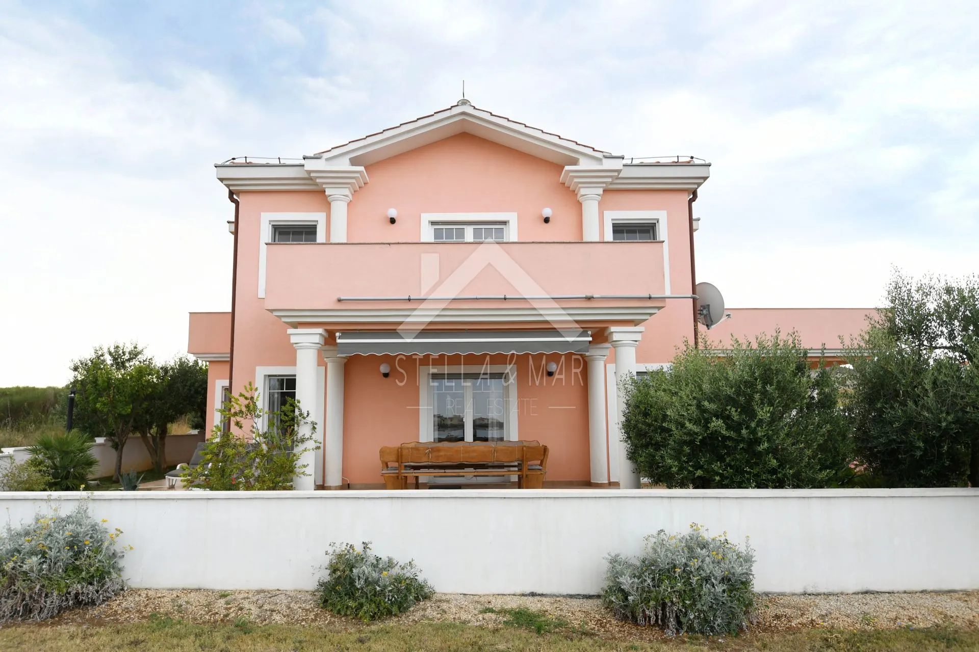 komforna kuća jedinstvenog stila sa pogledom - privlaka - slika 39