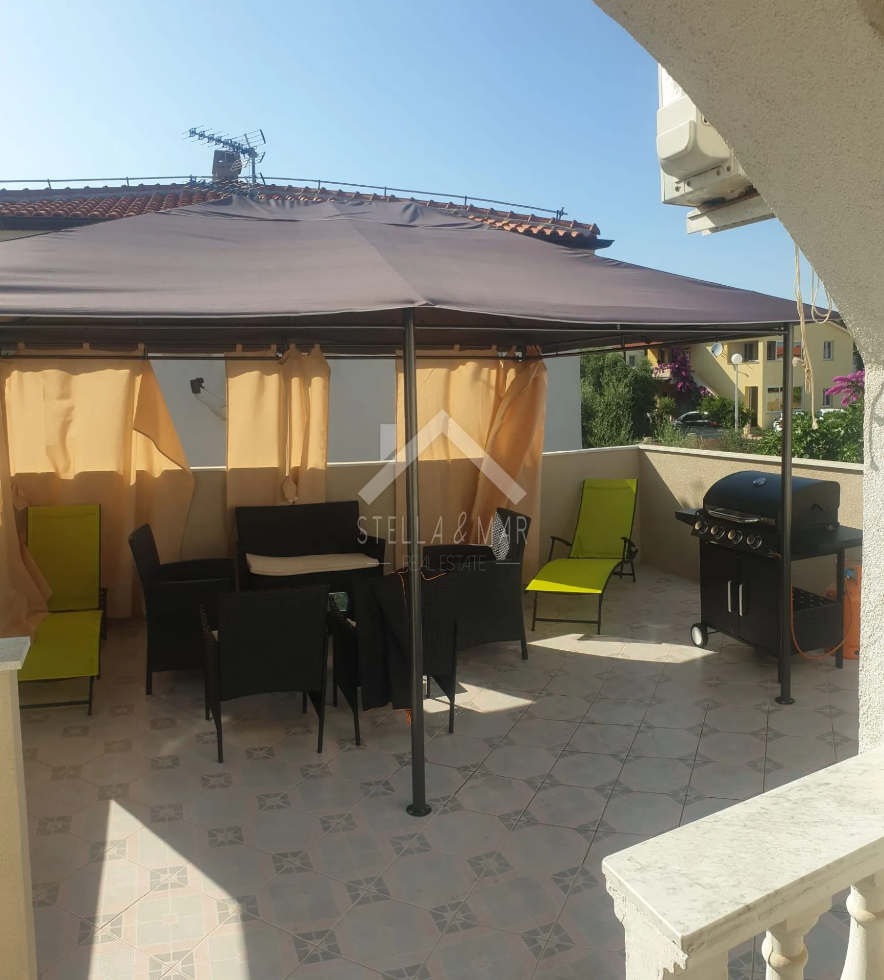 kuća sa 3 apartmana, centar - vir - slika 2