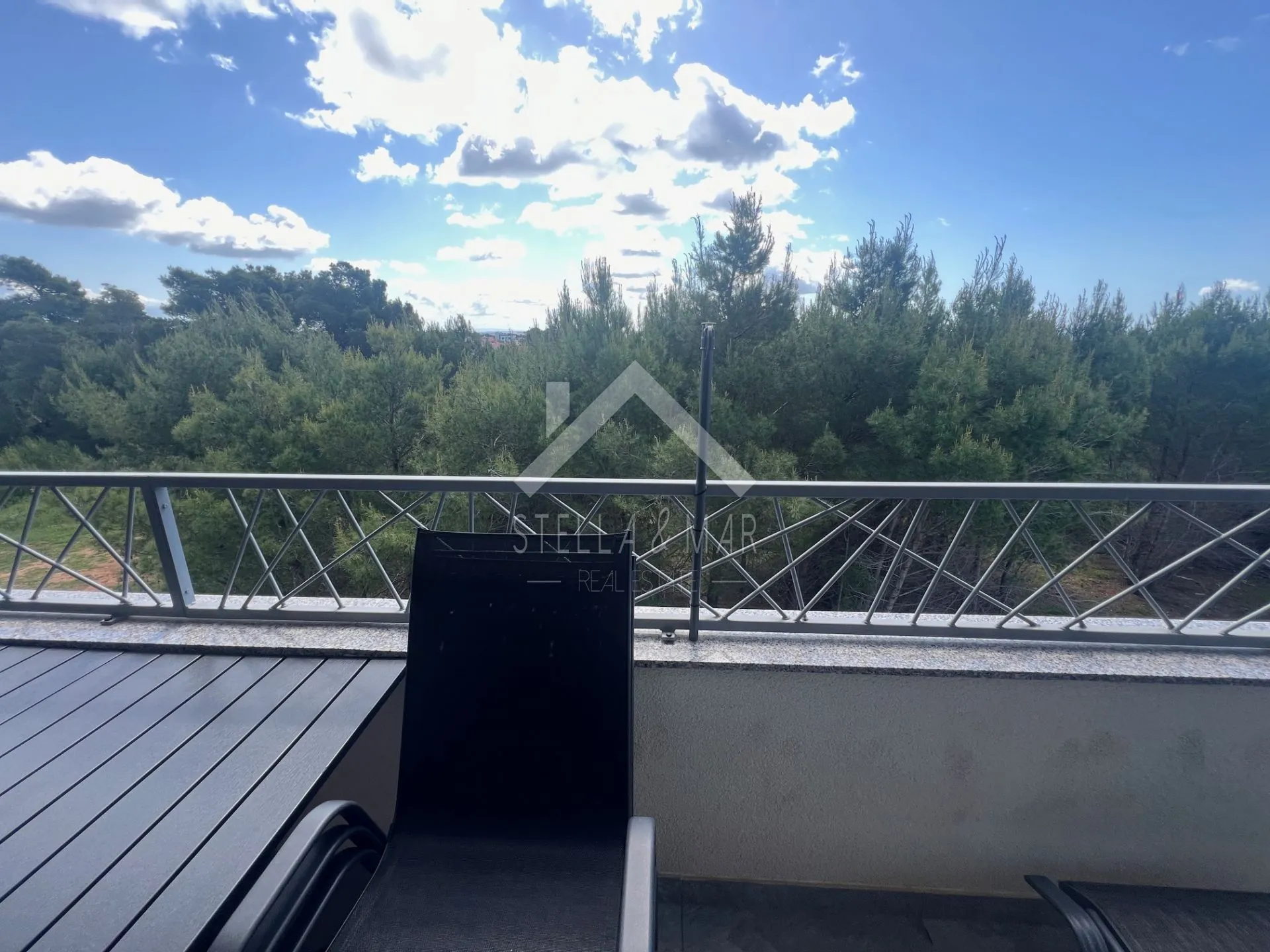 penthouse sa krovnom terasom - vir - slika 3