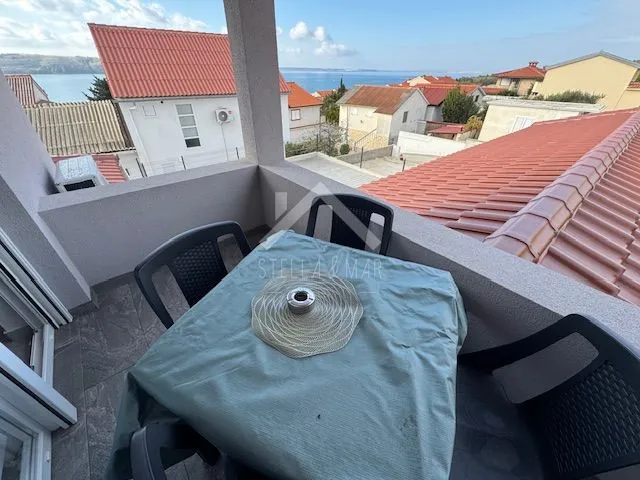 prekrasna kuća sa bazenom - rtina - slika 24