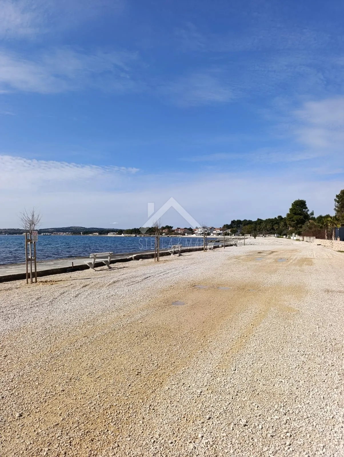 kuća sa dva stana na traženoj lokaciji 160m do plaže - vir - slika 16